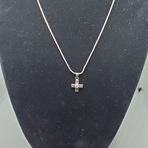 925 Sterling Silver necklace with CZ diamond